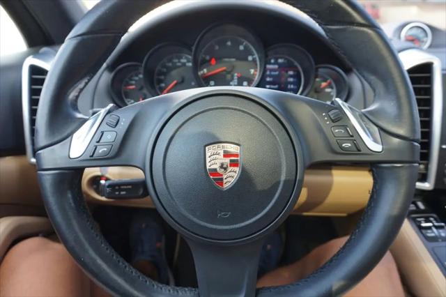 2014 Porsche Cayenne Platinum Edition