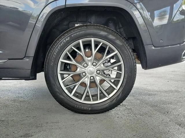 2025 Jeep Grand Cherokee Summit 4x4