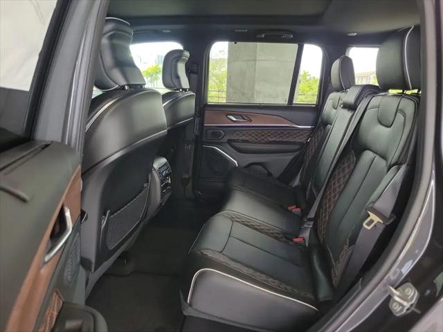 2025 Jeep Grand Cherokee Summit 4x4