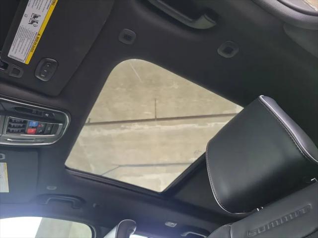2025 Jeep Grand Cherokee Summit 4x4