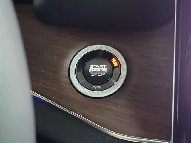 2025 Jeep Grand Cherokee Summit 4x4