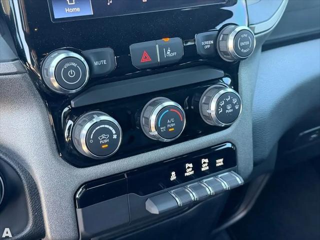 2025 Ram 1500 Tradesman Crew Cab 4x2 5'7" Box