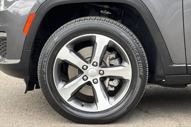 2023 Jeep Grand Cherokee L Limited 4x4