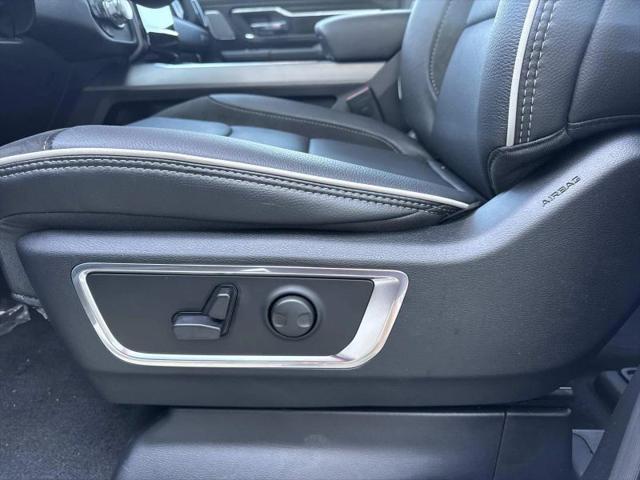 2026 Ram 1500 Laramie Crew Cab 4x4 5'7" Box