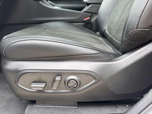 2025 Jeep Grand Cherokee Altitude X 4x2