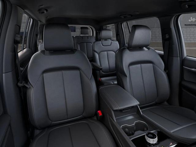 2025 Jeep Grand Cherokee L Limited 4x2