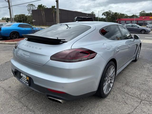2015 Porsche Panamera Base