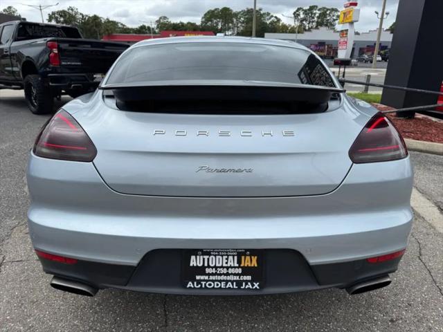 2015 Porsche Panamera Base