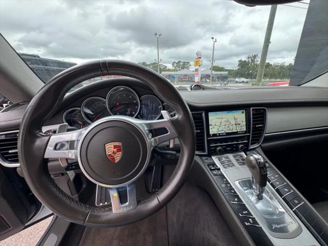2015 Porsche Panamera Base