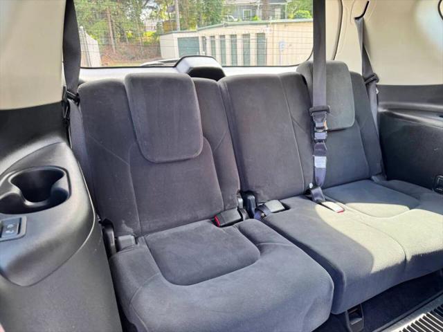 2017 Nissan Armada SV