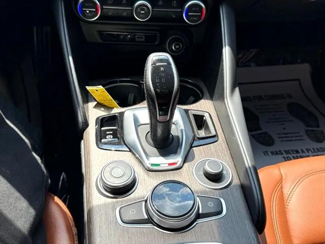 2022 Alfa Romeo Giulia Ti RWD