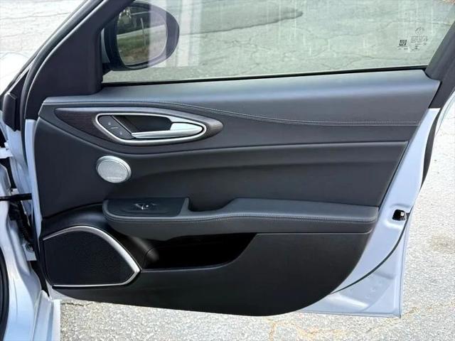 2022 Alfa Romeo Giulia Ti RWD