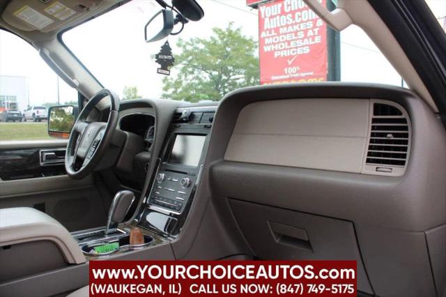 2015 Lincoln Navigator Base
