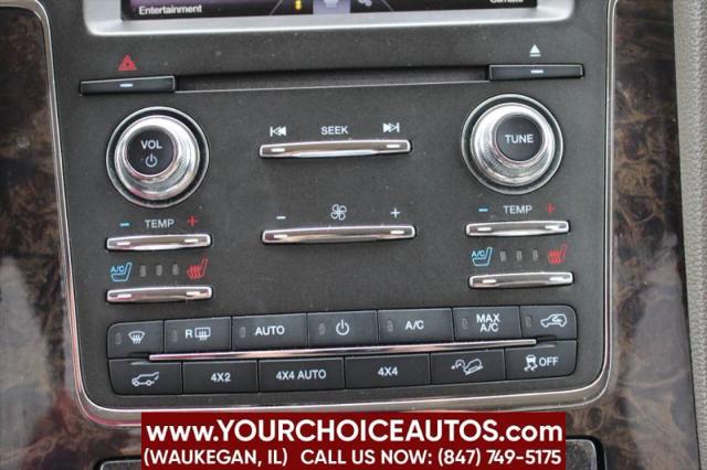 2015 Lincoln Navigator Base