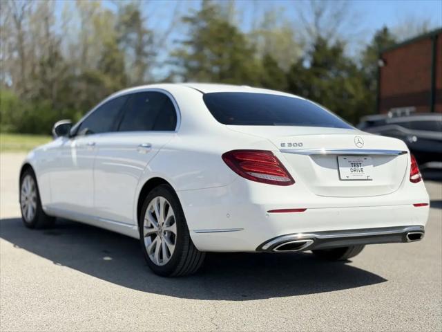 2019 Mercedes-Benz E-CLASS E 300 E 300