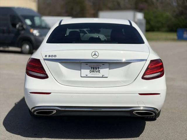 2019 Mercedes-Benz E-CLASS E 300 E 300