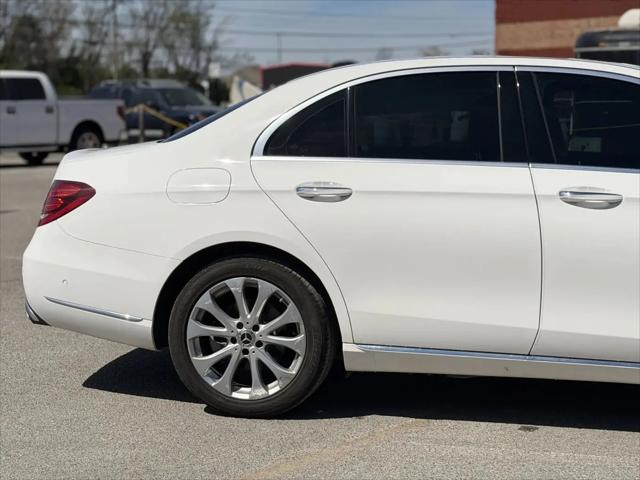2019 Mercedes-Benz E-CLASS E 300 E 300
