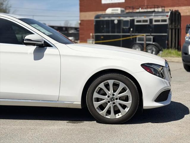 2019 Mercedes-Benz E-CLASS E 300 E 300