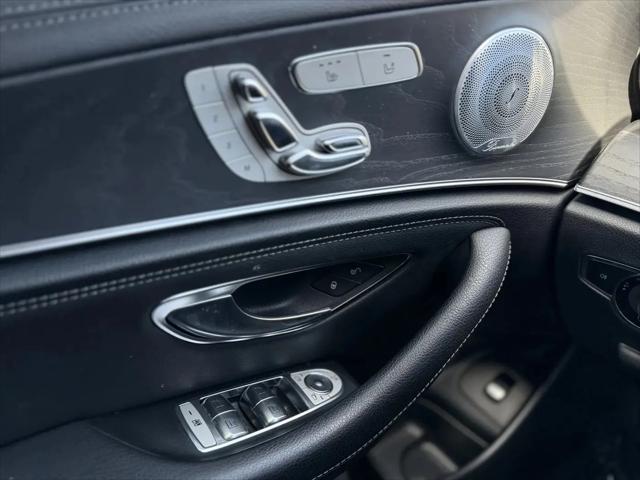 2019 Mercedes-Benz E-CLASS E 300 E 300