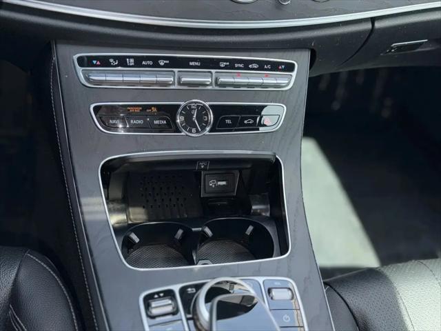 2019 Mercedes-Benz E-CLASS E 300 E 300