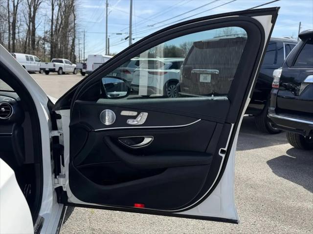 2019 Mercedes-Benz E-CLASS E 300 E 300