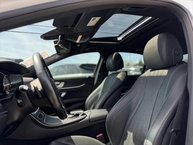 2019 Mercedes-Benz E-CLASS E 300 E 300