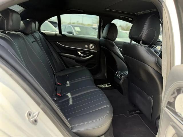 2019 Mercedes-Benz E-CLASS E 300 E 300