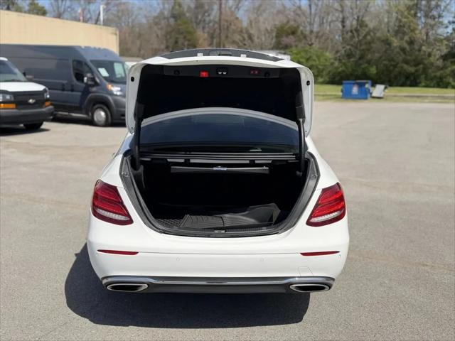 2019 Mercedes-Benz E-CLASS E 300 E 300