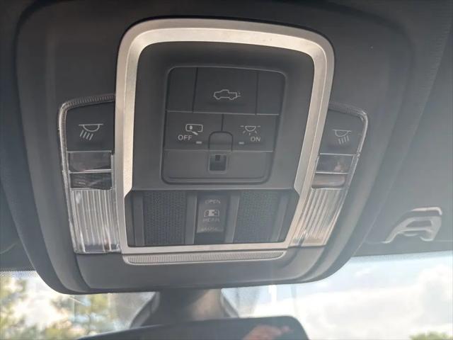 2020 Jeep Ram 2500 Laramie Crew Cab 4x4 6'4" Box