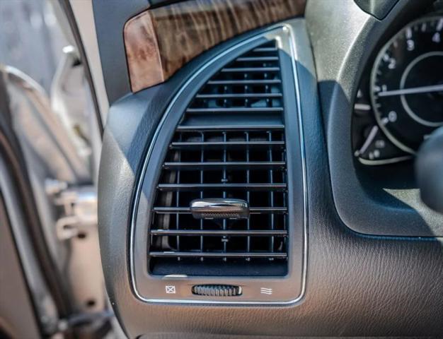 2017 Nissan Armada SV