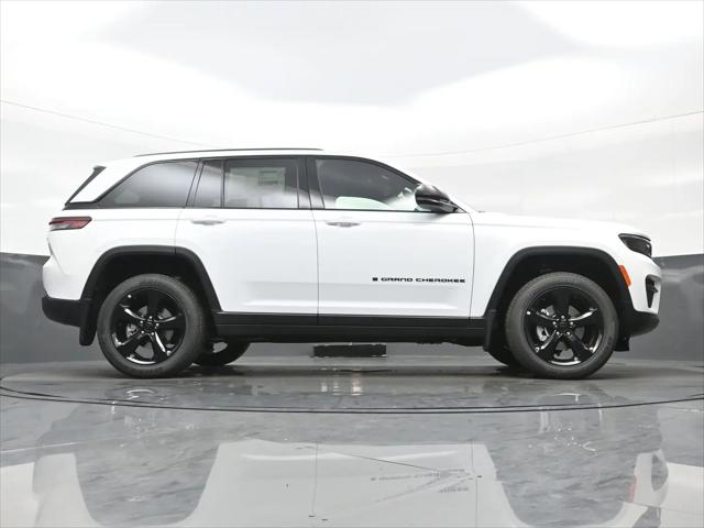 2025 Jeep Grand Cherokee Altitude X 4x4