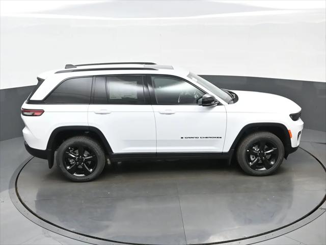 2025 Jeep Grand Cherokee Altitude X 4x4