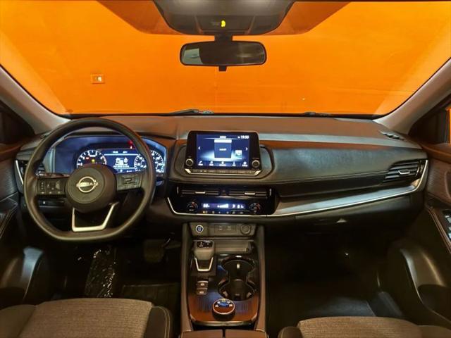 2022 Nissan Rogue SV Intelligent AWD