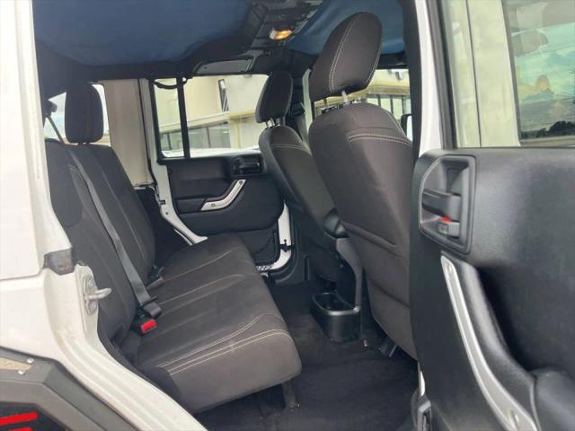 2017 Jeep Wrangler Unlimited Sahara 4x4