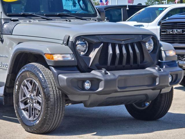 2022 Jeep Wrangler Unlimited Sahara 4x4 2022 Jeep Wrangler Unlimited Sahara 4x4
