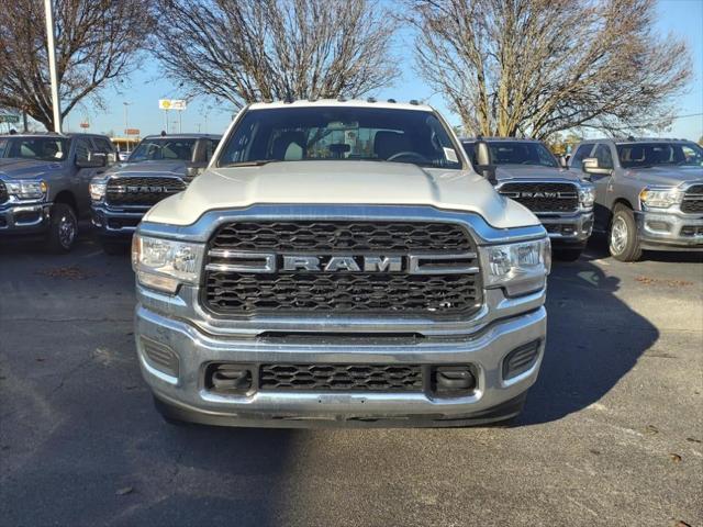 2024 RAM 2500 Tradesman Crew Cab 4x4 64 Box