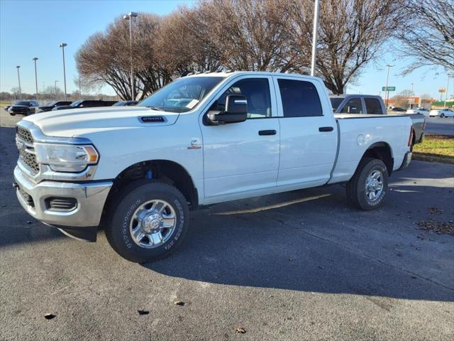 2024 RAM 2500 Tradesman Crew Cab 4x4 64 Box