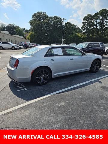 2022 Chrysler 300 S