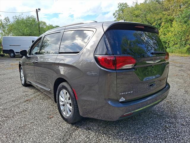 2019 Chrysler Pacifica Touring L 2019 Chrysler Pacifica Touring L
