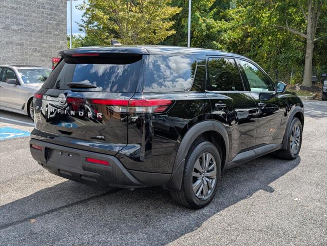 2024 Nissan Pathfinder S 4WD