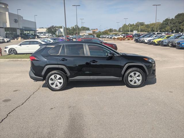 2019 Toyota RAV4 LE 2019 Toyota RAV4 LE