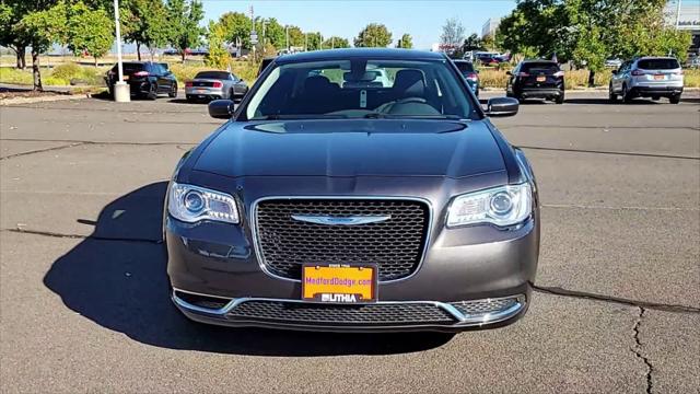 2023 Chrysler 300 Touring 2023 Chrysler 300 Touring