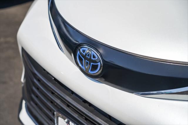 2022 Toyota Sienna XLE 2022 Toyota Sienna XLE