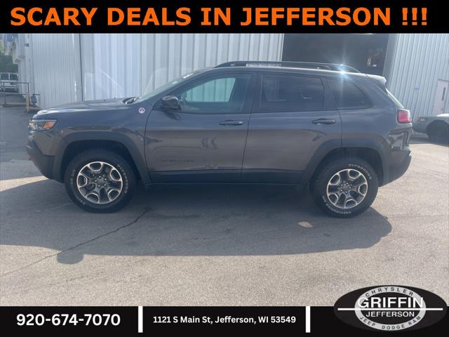 2022 Jeep Cherokee Trailhawk 4x4 2022 Jeep Cherokee Trailhawk 4x4
