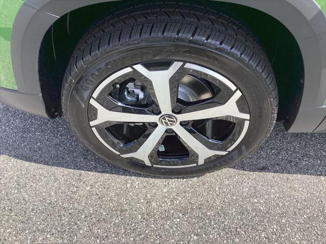 2025 Volkswagen Taos 1.5T SEL