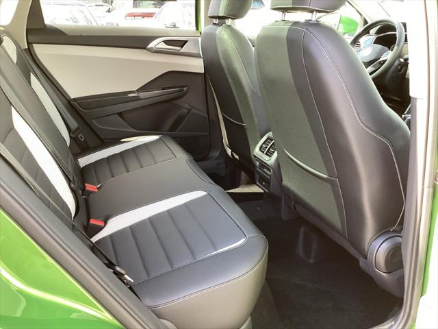 2025 Volkswagen Taos 1.5T SEL