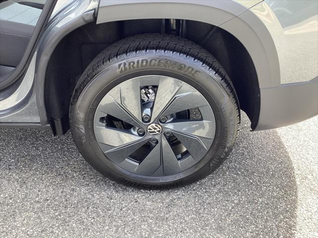 2025 Volkswagen Taos 1.5T S