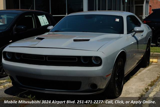 2021 Dodge Challenger SXT