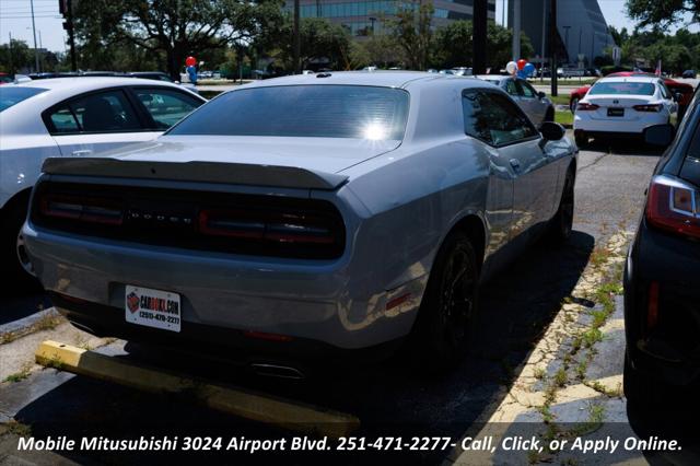 2021 Dodge Challenger SXT