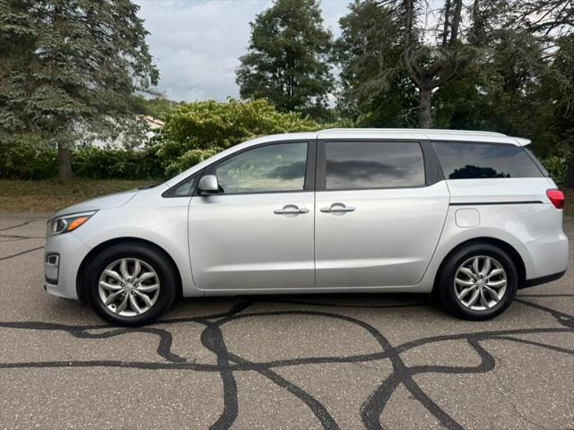 2021 Kia Sedona EX
